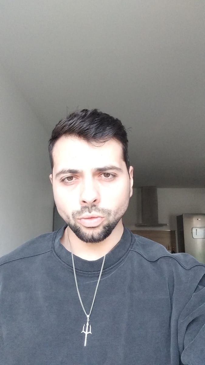 Profil de Dino
